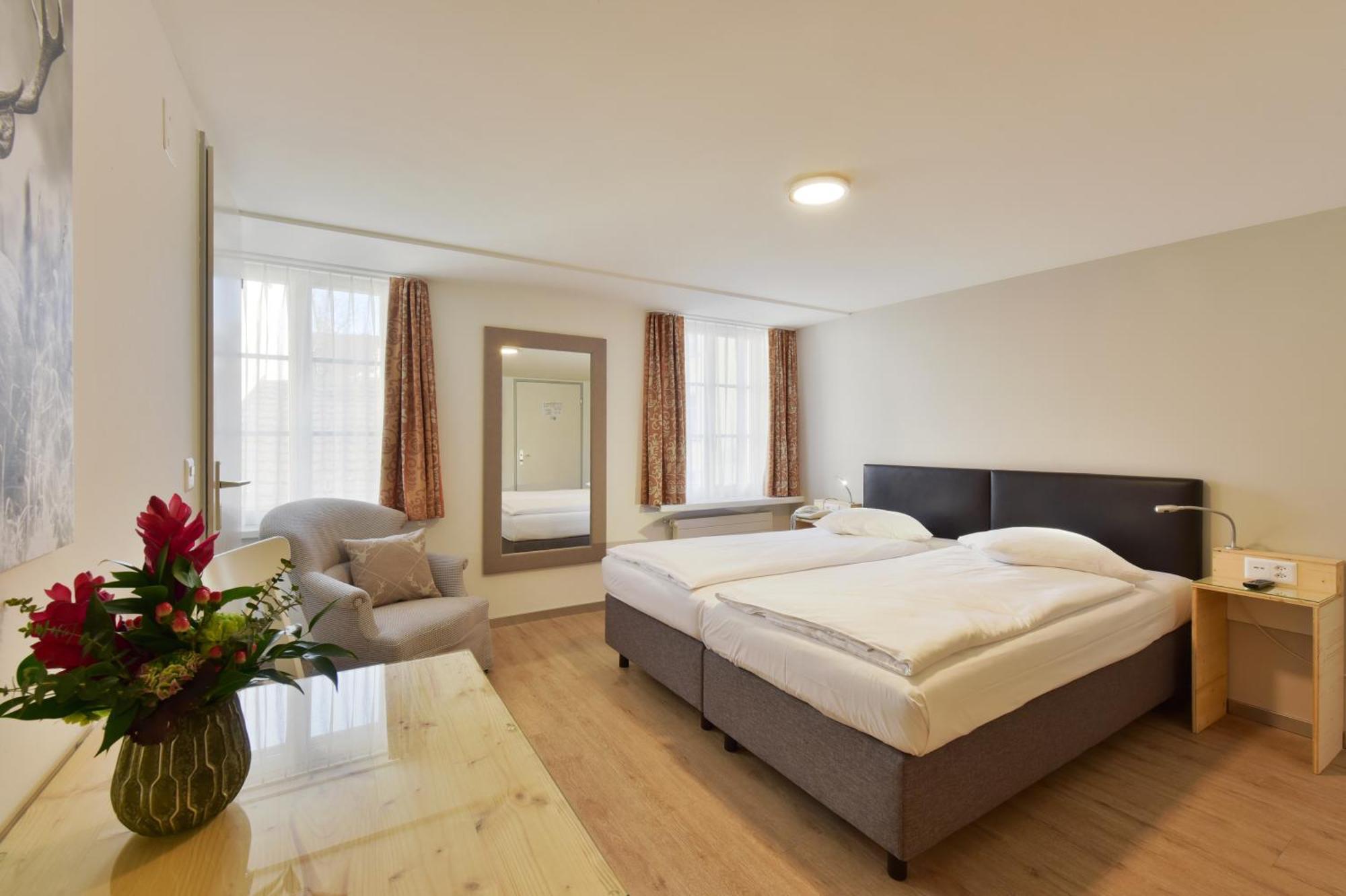 Otel Hirschen